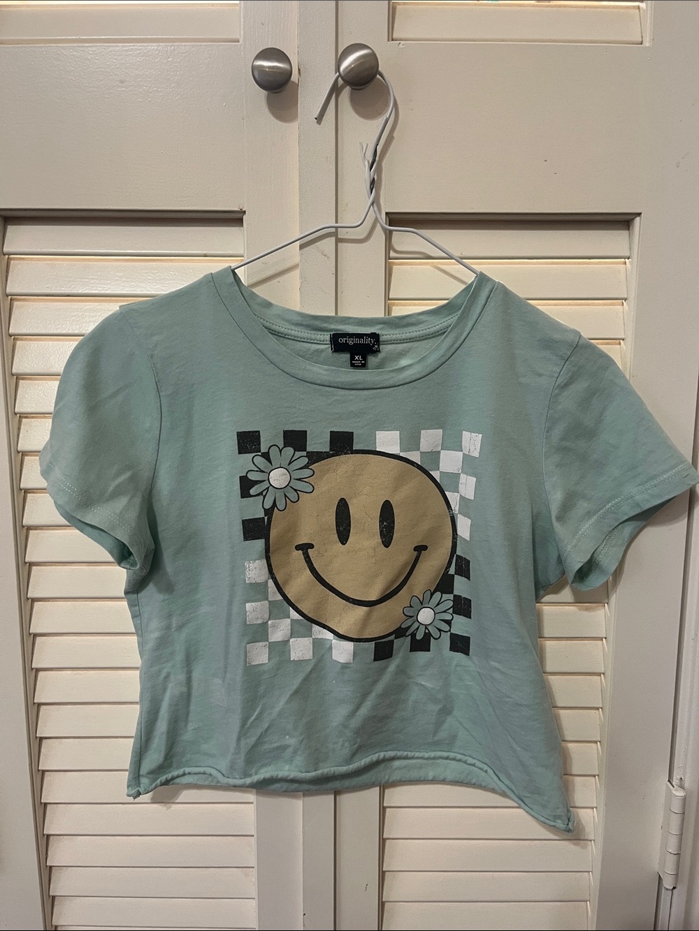 Girls' Mint Smiley Graphic Tee with Daisies - Originality